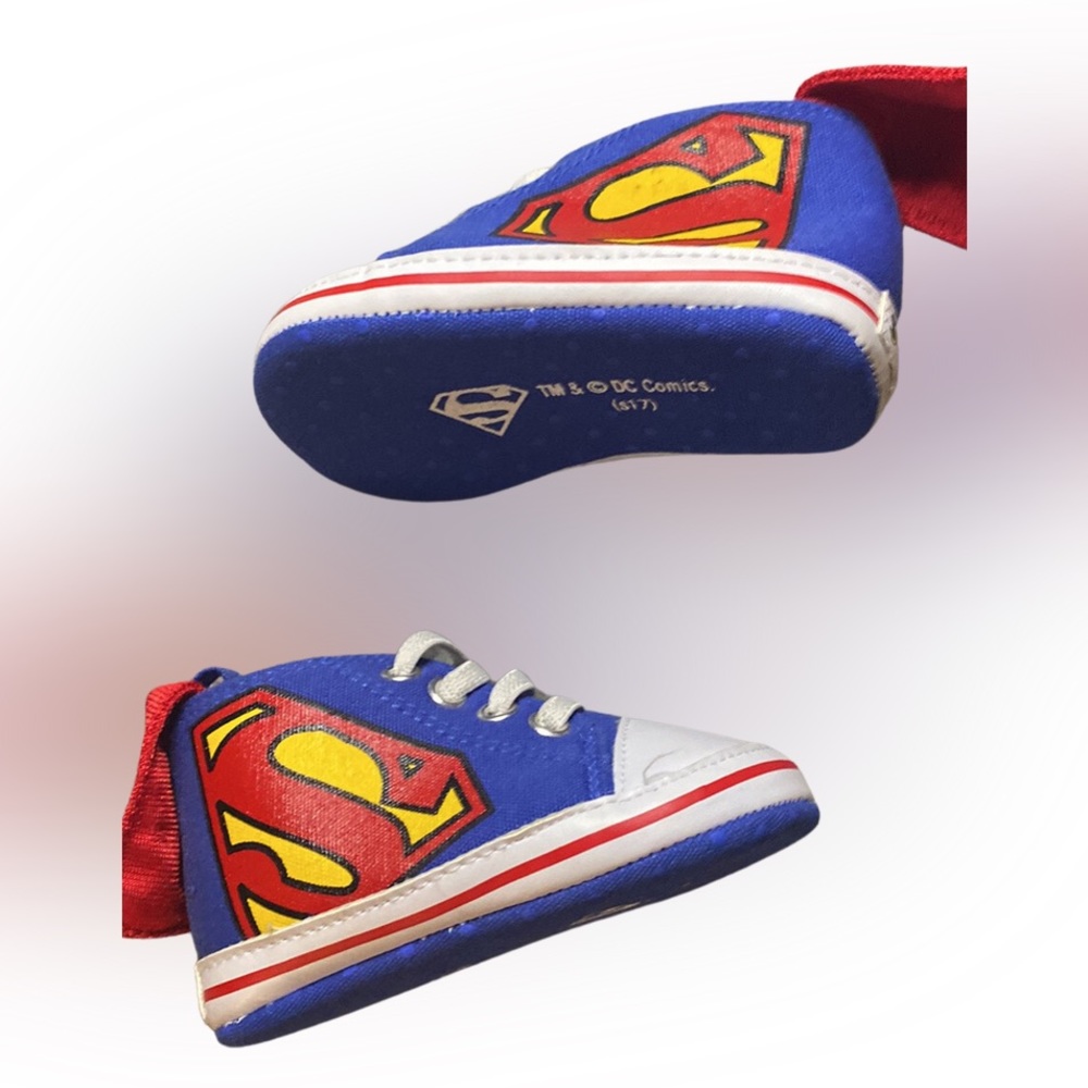 NEW‎ Superman Newborn Sneakers 9-12mo